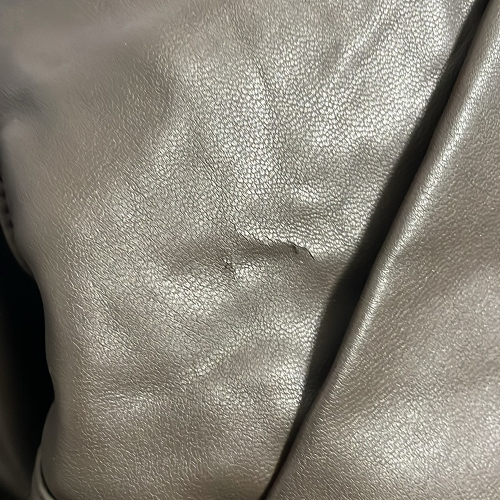 Abercrombie & Fitch Vegan Leather High Waist Paperbag Shorts Minimalist Neutral - Picture 6 of 6